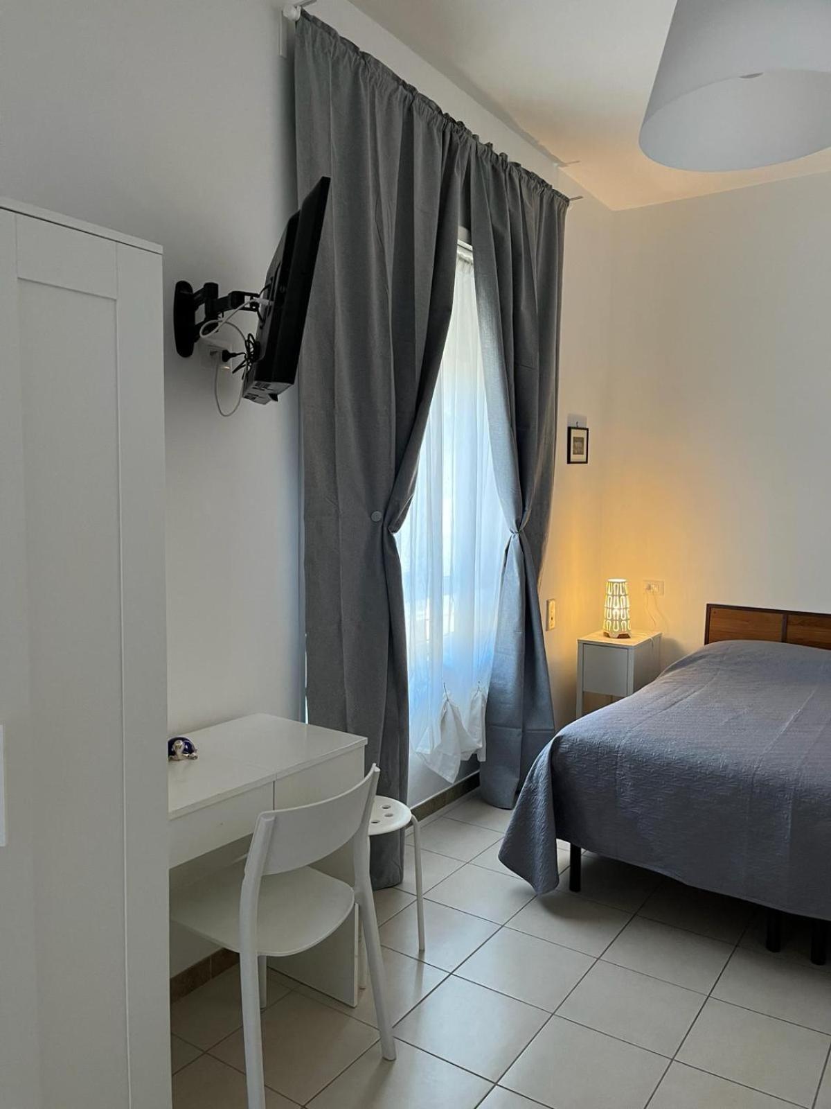 B&B Sorgente 23 ซาแลร์โน ภายนอก รูปภาพ
