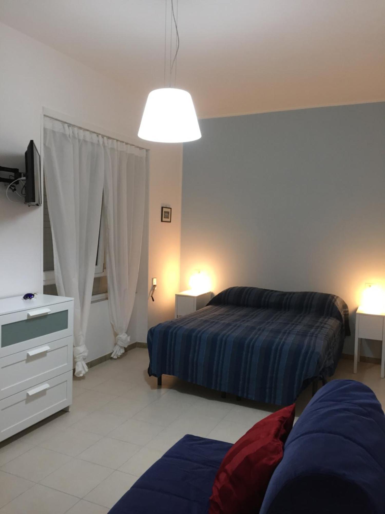 B&B Sorgente 23 ซาแลร์โน ภายนอก รูปภาพ