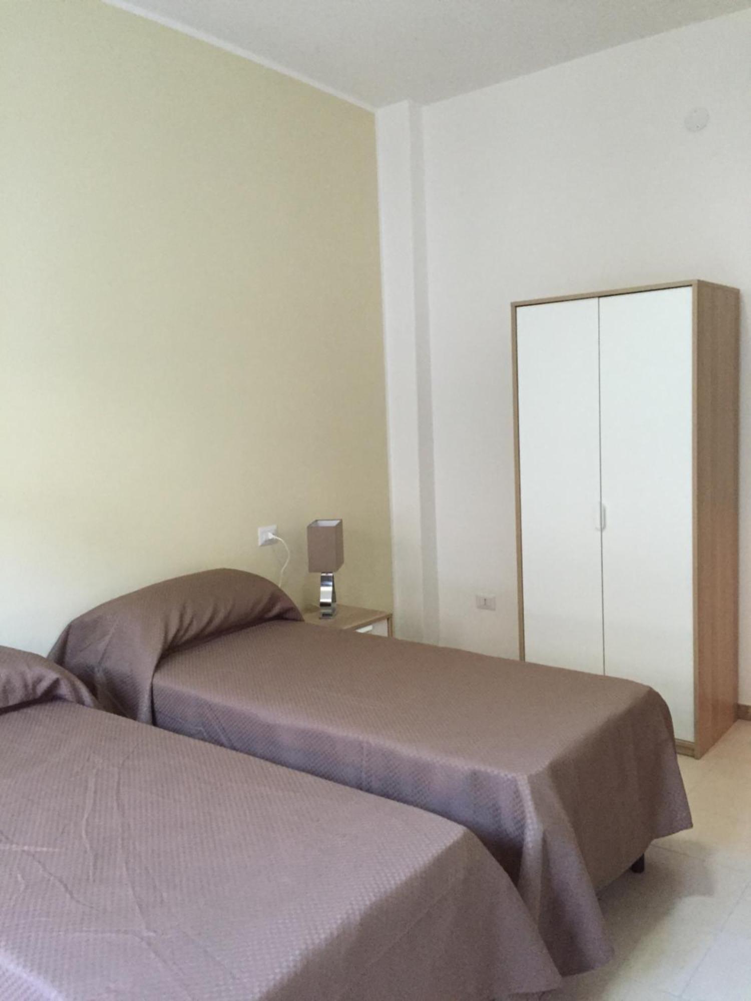 B&B Sorgente 23 ซาแลร์โน ภายนอก รูปภาพ