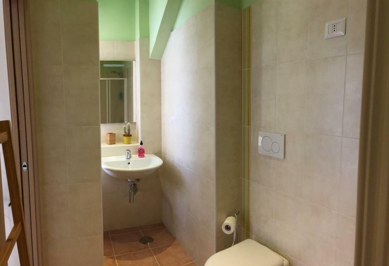 B&B Sorgente 23 ซาแลร์โน ภายนอก รูปภาพ