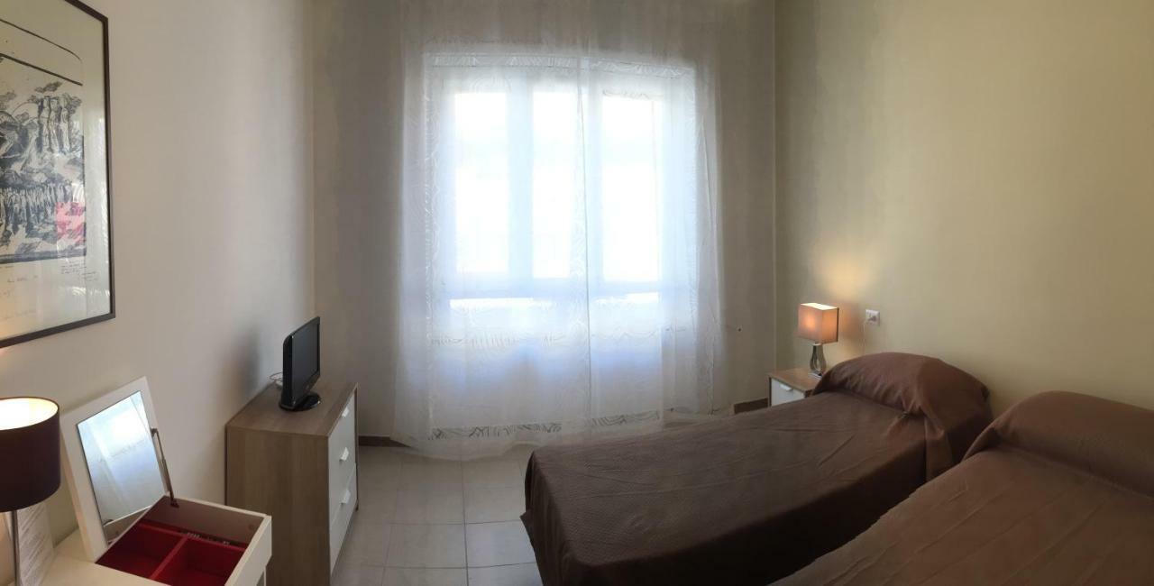B&B Sorgente 23 ซาแลร์โน ภายนอก รูปภาพ