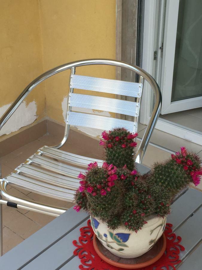 B&B Sorgente 23 ซาแลร์โน ภายนอก รูปภาพ