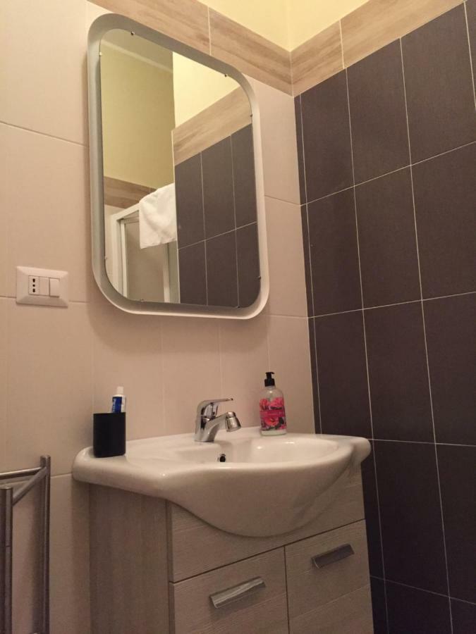 B&B Sorgente 23 ซาแลร์โน ภายนอก รูปภาพ