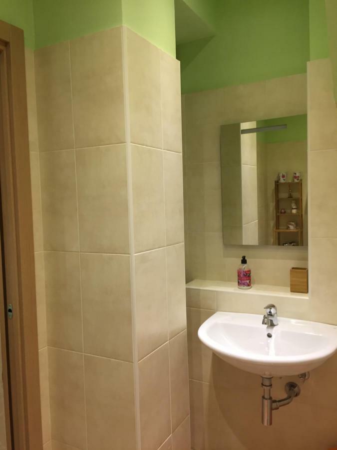 B&B Sorgente 23 ซาแลร์โน ภายนอก รูปภาพ